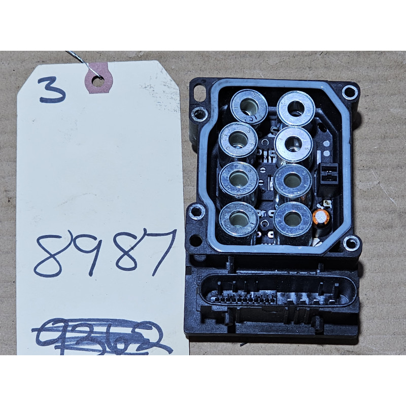 7145B-03050 Toyota Avalon ABS Brake Pump Control Module 2005-2009