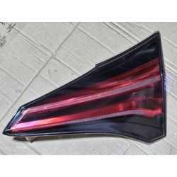 81580-42061 Toyota RAV4 Right Inner Tail Lamp Halogen 2016-2018