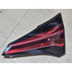 81580-42061 Toyota RAV4 Right Inner Tail Lamp Halogen 2016-2018