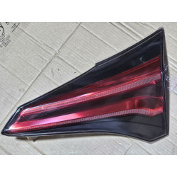81580-42061 Toyota RAV4 Right Inner Tail Lamp Halogen 2016-2018