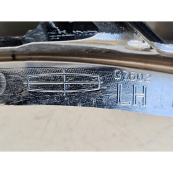 DE93-8151-ACW Lincoln MKT Chrome Grille Left 2013-2016