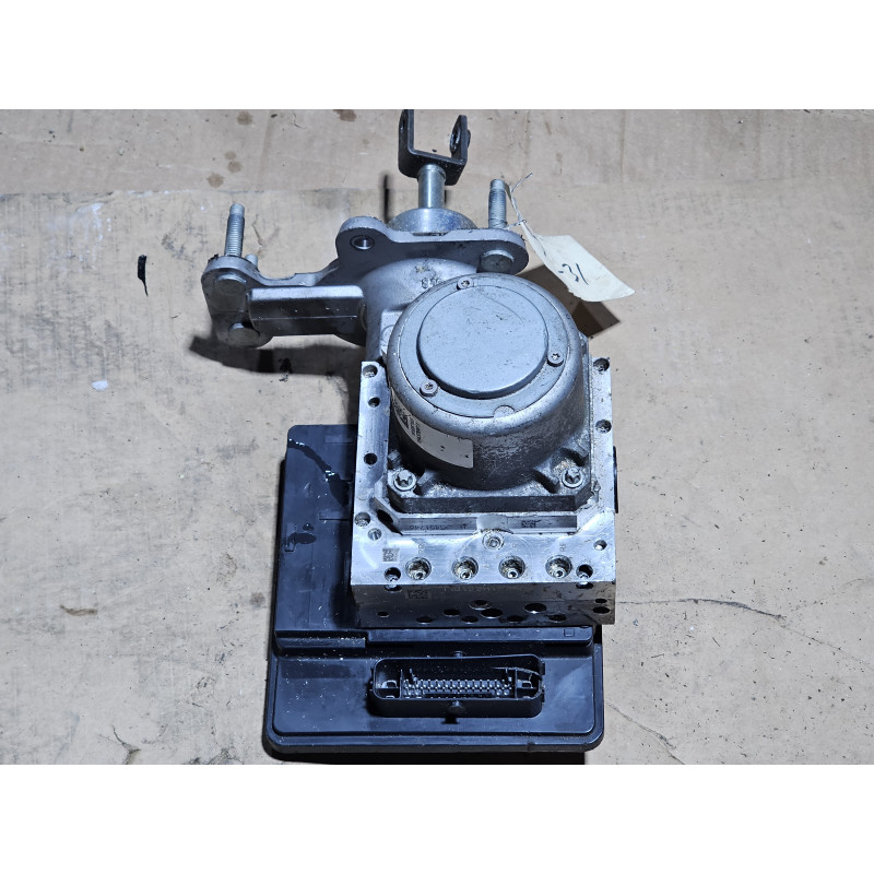 84677855 Chevrolet Silverado 1500 Brake Master Cylinder Booster ABS Pump
