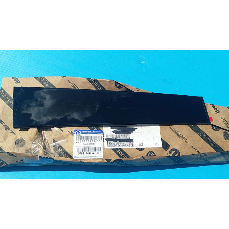 57010447AJ Jeep Grand Cherokee Rear Left Door Applique Pillar 2011-2021