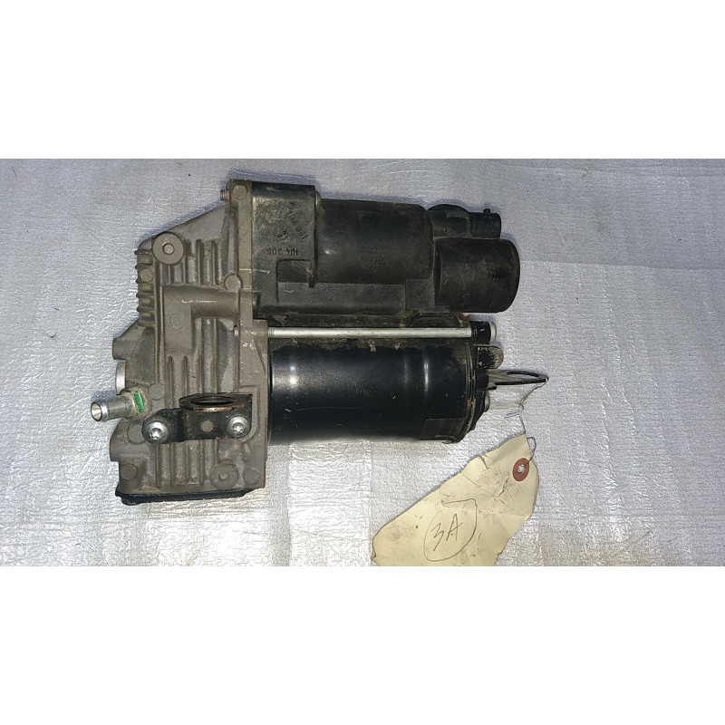2213200704 Mercedes-Benz S-Class Air Ride Suspension Pump 2007-2012