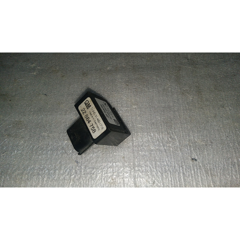 22884758 Cadillac ELR Accelerometer Sensor 2014-2018