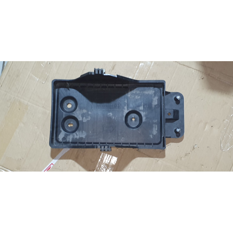 KE7056041 Mazda 6 Battery Tray Holder KE5256041