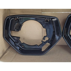 84743817 Chevrolet Corvette Right Mirror Housing Frame Bezel 2020-2025