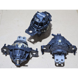 68375806AF Jeep Grand Cherokee Right Active Mount Bracket Insulator