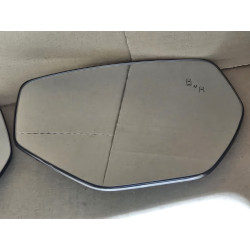 22963026 Chevrolet Corvette Right Blind Spot Heated Mirror Glass 2020-2025