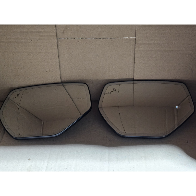 84256872 Chevrolet Corvette Left Blind Spot Auto Dim Heated Mirror Glass