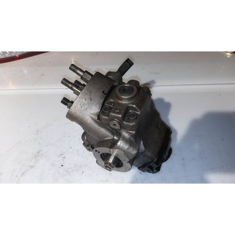 1855860C94 Ford F-250 High Pressure Fuel Pump 2007-2010