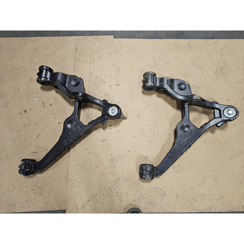 84735903 Chevrolet Silverado 2500HD Left Front Lower Control Arm 2020-2026