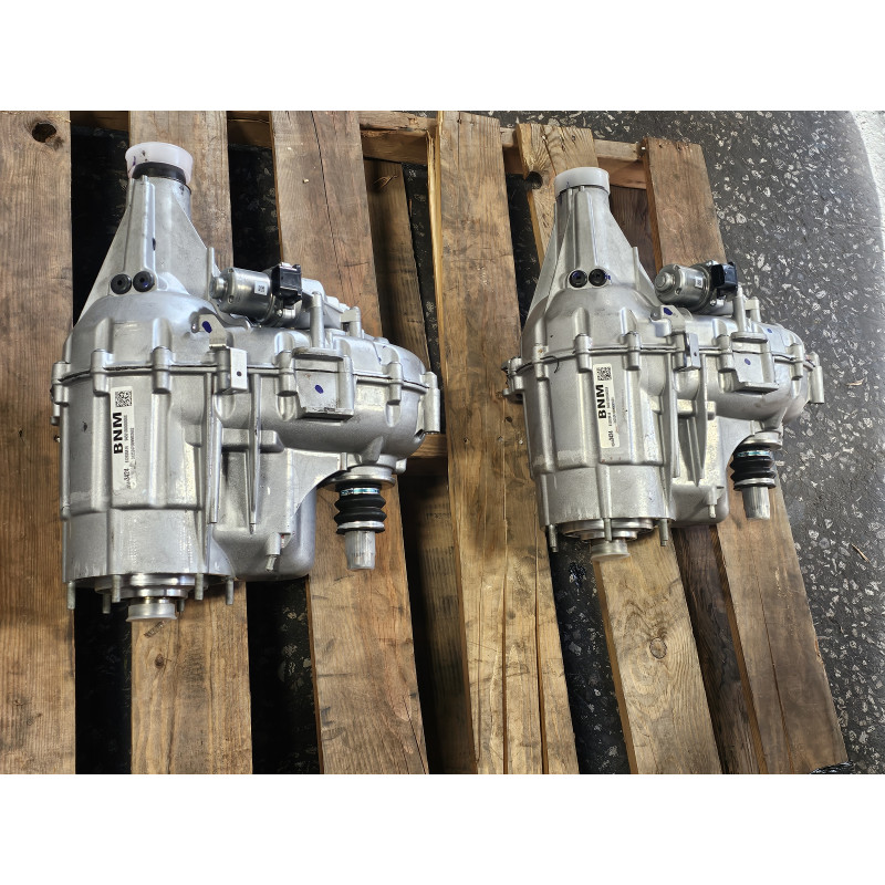 85843424 Cadillac Escalade Front Transfer Case Carrier 2025