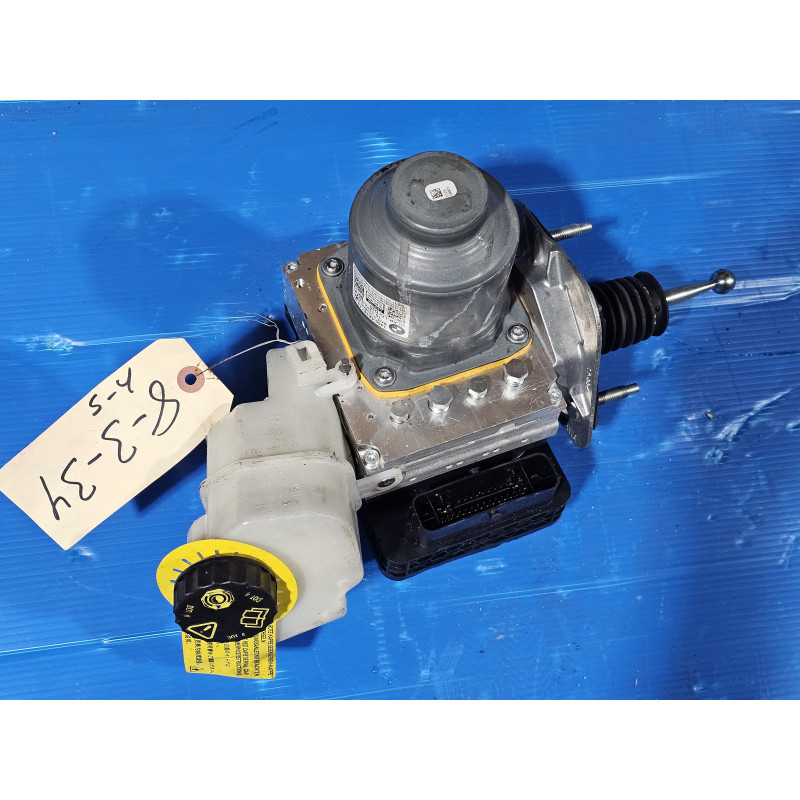 34505A6EC03 BMW X7 Brake Master Cylinder Booster ABS Pump 2018-2024