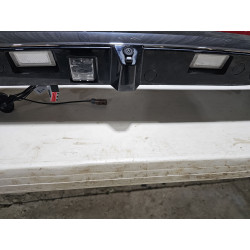 NL7B-13B433-AN Lincoln Navigator Tailgate Center LED Tail Lamp 2022-2024