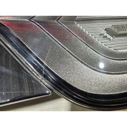 NL7B-13B433-AN Lincoln Navigator Tailgate Center LED Tail Lamp 2022-2024