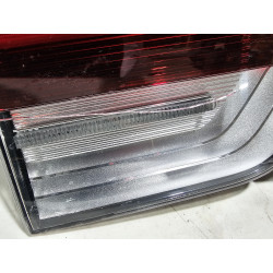NL7B-13B433-AN Lincoln Navigator Tailgate Center LED Tail Lamp 2022-2024