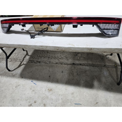 LC5B-13B433-A Lincoln Aviator Tailgate Center LED Tail Lamp 2020-2024