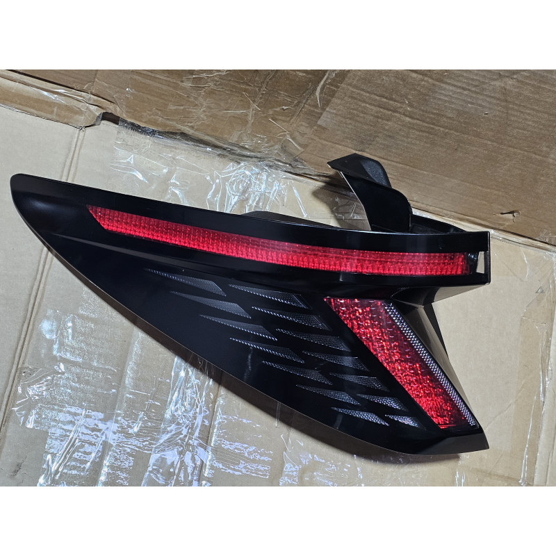 92401-CW100 Hyundai Tucson Left LED Tail Lamp 2022-2025