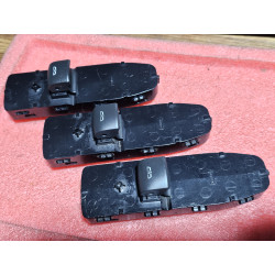 84751370 Cadillac CT4 Right Door Window Control Switch 2020-2024 84879636