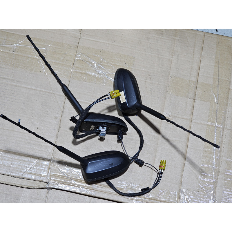 CM5T-19G461-BF Ford Explorer Roof Radio Antenna 2011-2015