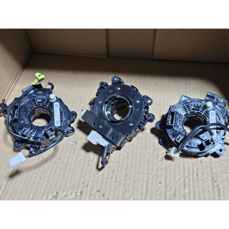 25554EZ00A Nissan Titan Steering Wheel Clock Spring 2016-2019 479455AA1A