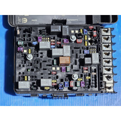 68467637AA Dodge Ram 1500 Power relay fuse box 2020-2021 68430149AA