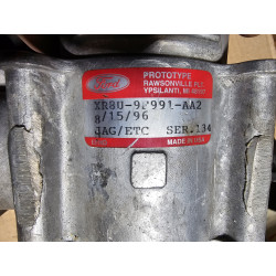XR8U-9F991-AA2 Jaguar Throttle Body 1996