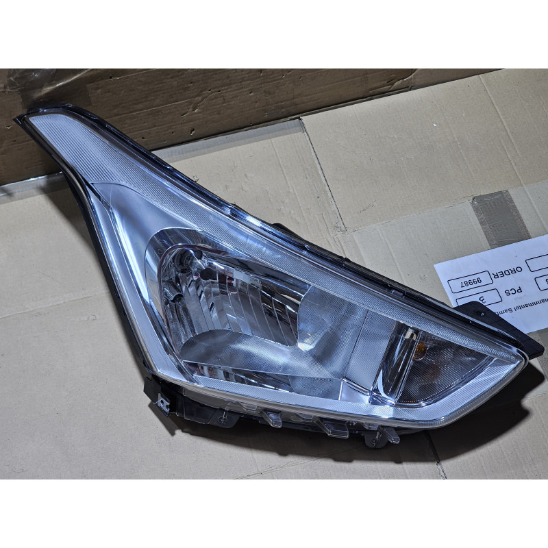 92102-M4000 Hyundai Creta Right Halogen Headlight 2014-2020