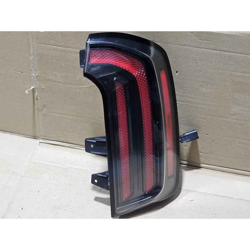 92402-S9600 Kia Telluride Right LED Tail Lamp 2023-2025