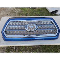 53113-04030 Toyota Tacoma Chrome Grille 2016-2020 53100-04500