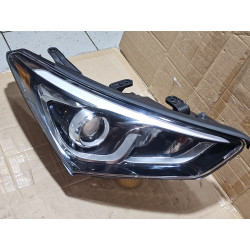 92102-4Z500 Hyundai Santa Fe Sport Right LED Halogen Headlight 2016-2018