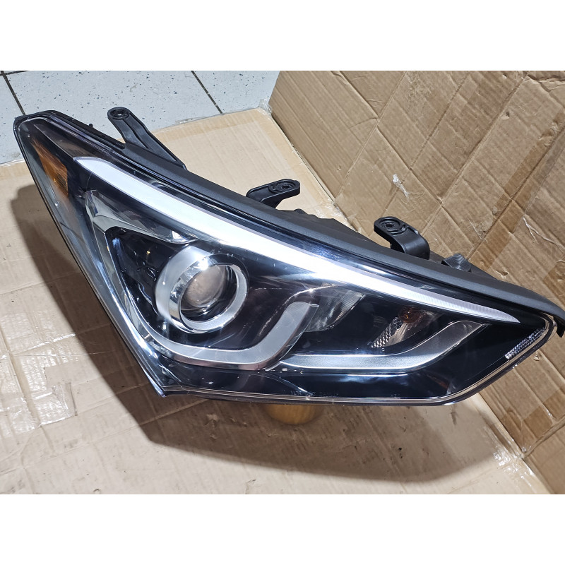 92102-4Z500 Hyundai Santa Fe Sport Right LED Halogen Headlight 2016-2018