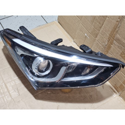 92102-4Z500 Hyundai Santa Fe Sport Right LED Halogen Headlight 2016-2018