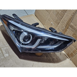 92102-4Z500 Hyundai Santa Fe Sport Right LED Halogen Headlight 2016-2018
