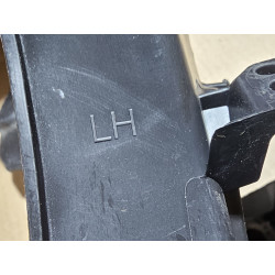 92401-L0100 Hyundai Sonata Left LED Tail Lamp Bracket Trim 2020-2023