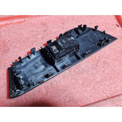 A1679054601 Mercedes-Benz GLE Front Right Door Window Switch 2020-2026