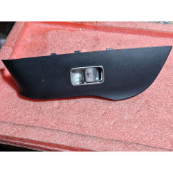 A1679054601 Mercedes-Benz GLE Front Right Door Window Switch 2020-2026