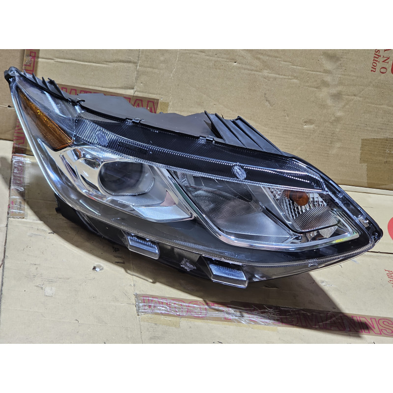 23390979 Chevrolet Volt Right LED Headlight 2016-2019 84016028