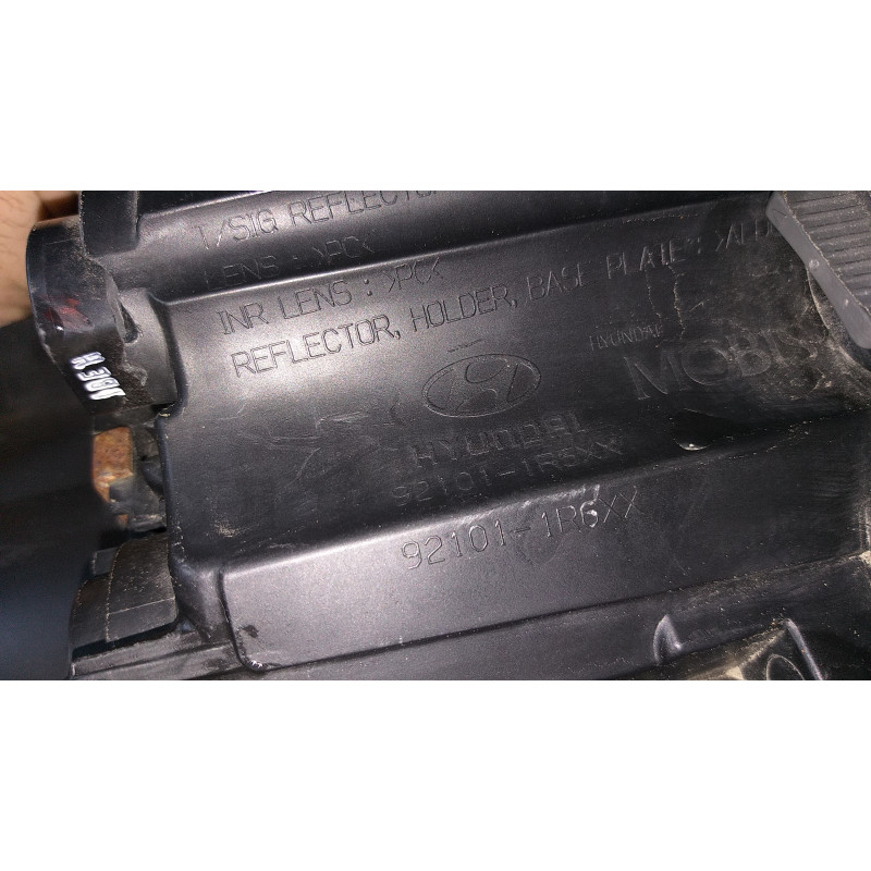 HYUNDAI ACCENT  LEFT LED HEADLIGHT 2013-2017 92101-1R5XX 92101-1R6XX