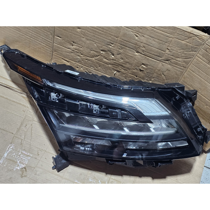 26010-6TA9A Nissan Pathfinder Right LED Black Headlight 2023-2025
