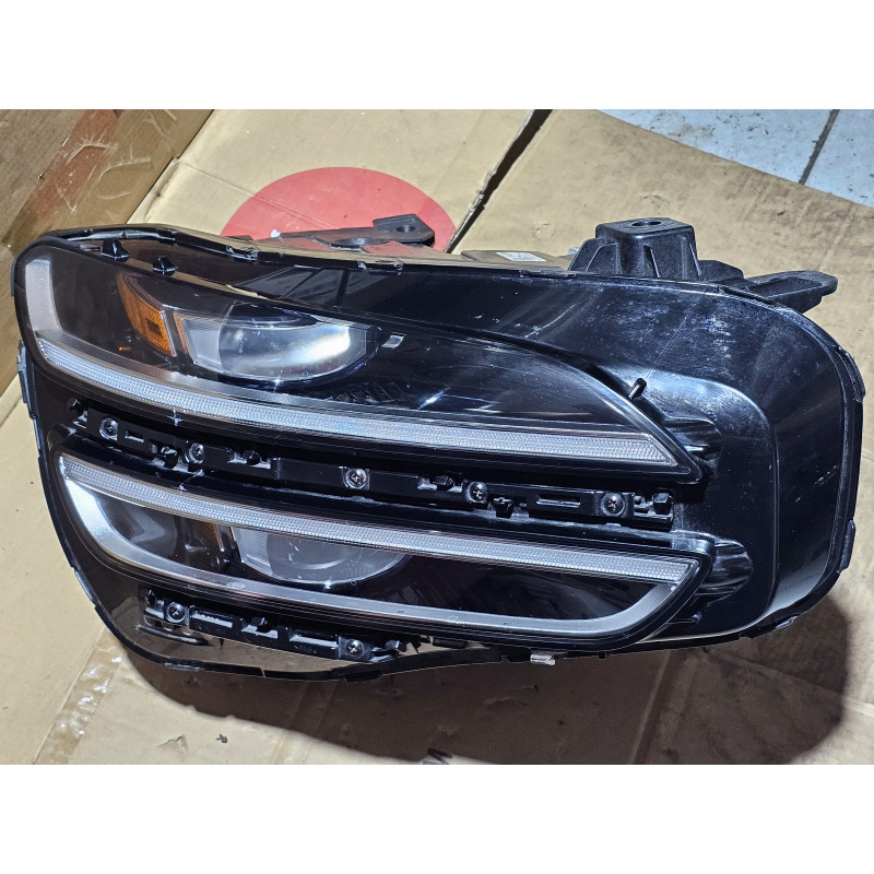 92102-G9500 Hyundai Genesis G70 Right Full LED Headlight 2022-2024