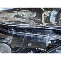 84815558 GMC Terrain Left Xenon LED Headlight 2018-2021 19434395