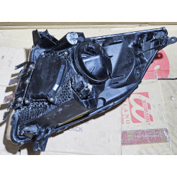 81185-47110 Toyota Prius Left Xenon Headlight 2004-2005