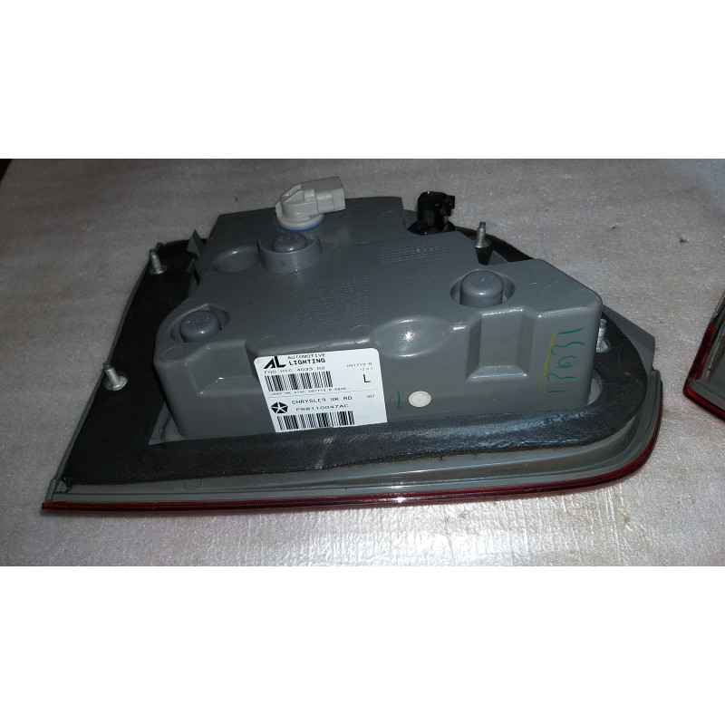JEEP GRAND CHEROKEE INNER TAILGATE LAMP 2014-2018 RIGHT 68110046AC LEFT 68110047AC PRICE ONE LAMP