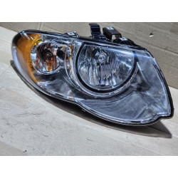 04857990AB Chrysler Town & Country Right Headlight 2005-2007