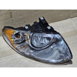 04857990AB Chrysler Town & Country Right Headlight 2005-2007