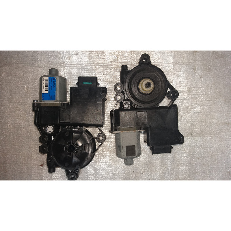 HYUNDAI GENESIS SEDAN REAR LEFT WINDOW MOTOR 2015-2018 83450-B1000