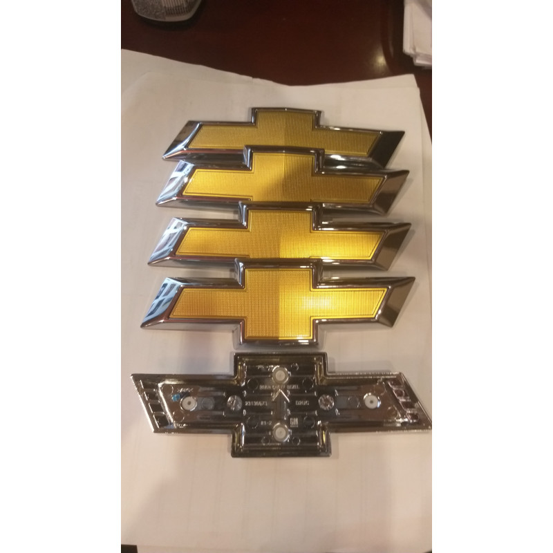 CHEVROLET EQUINOX REAR TAILGATE LOGO EMBLEM 2018-2020 GM 23136673 PRICE ONE EMBLEM
