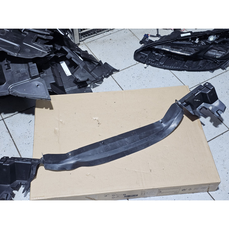 68488854AA Jeep Grand Cherokee Radiator Upper AGS Air Seal 2022-2026